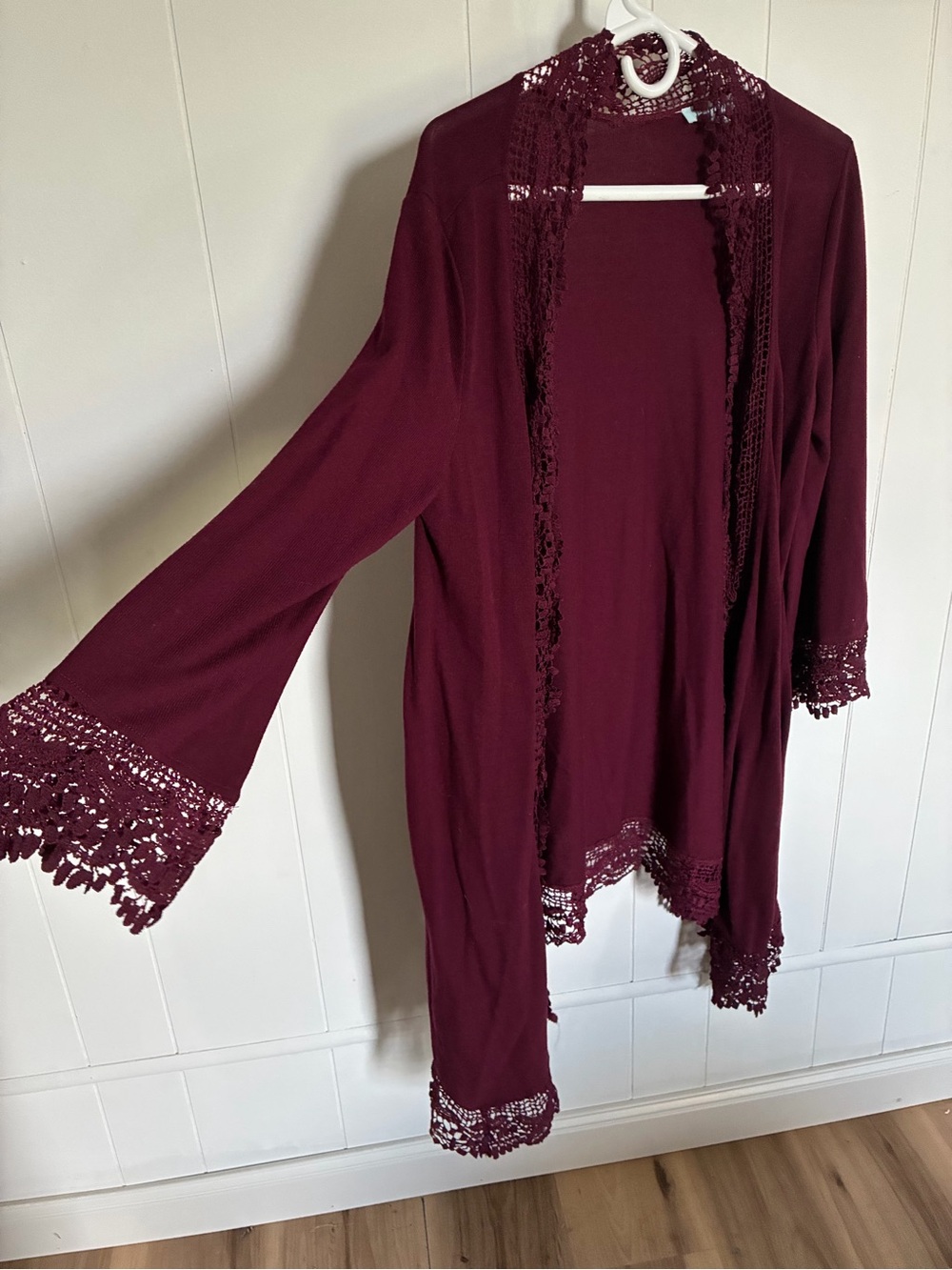 She + Sky Burgundy Lace-Trim Open Front Robe